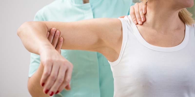 Fisioterapia para solucionar la tendinitis del supraespinoso